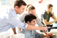 Vorlage eines französischen Lebenslaufes für Informatiker: 5 Tipps für eine erfolgreiche Bewerbung in Frankreich