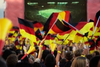 Les Allemands assidus au travail ? Faux : football et l'EURO obligent...